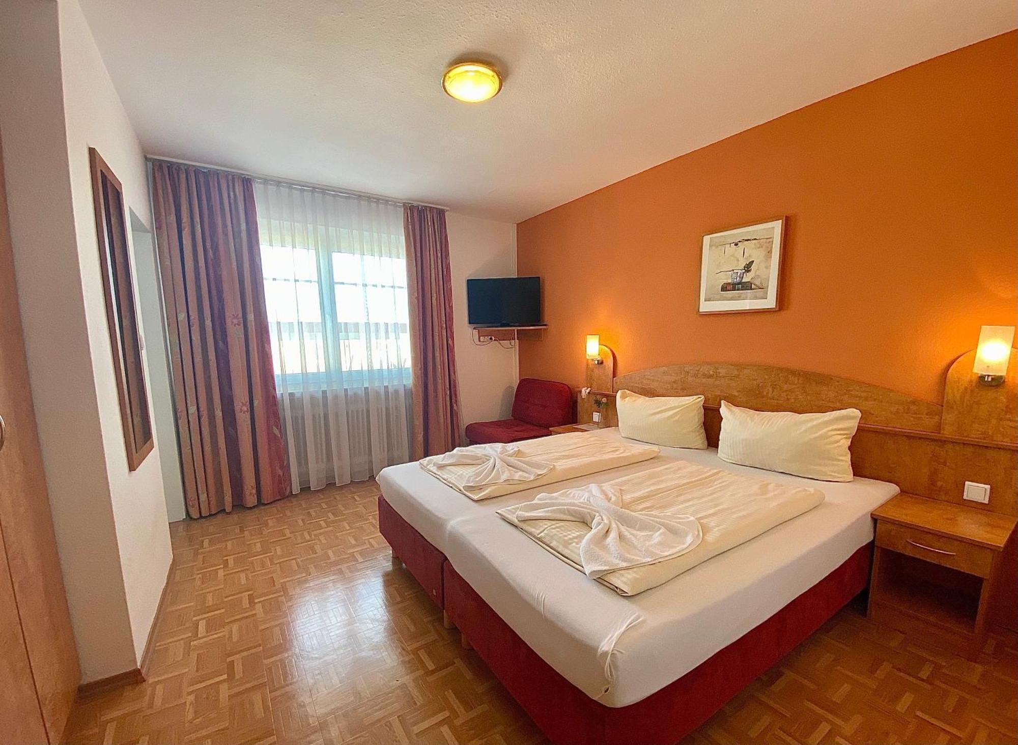 Hotel Gasthof Rose غنزبرغ المظهر الخارجي الصورة