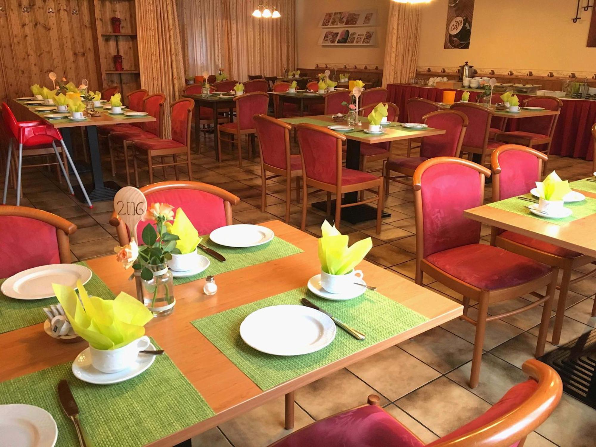 Hotel Gasthof Rose غنزبرغ المظهر الخارجي الصورة